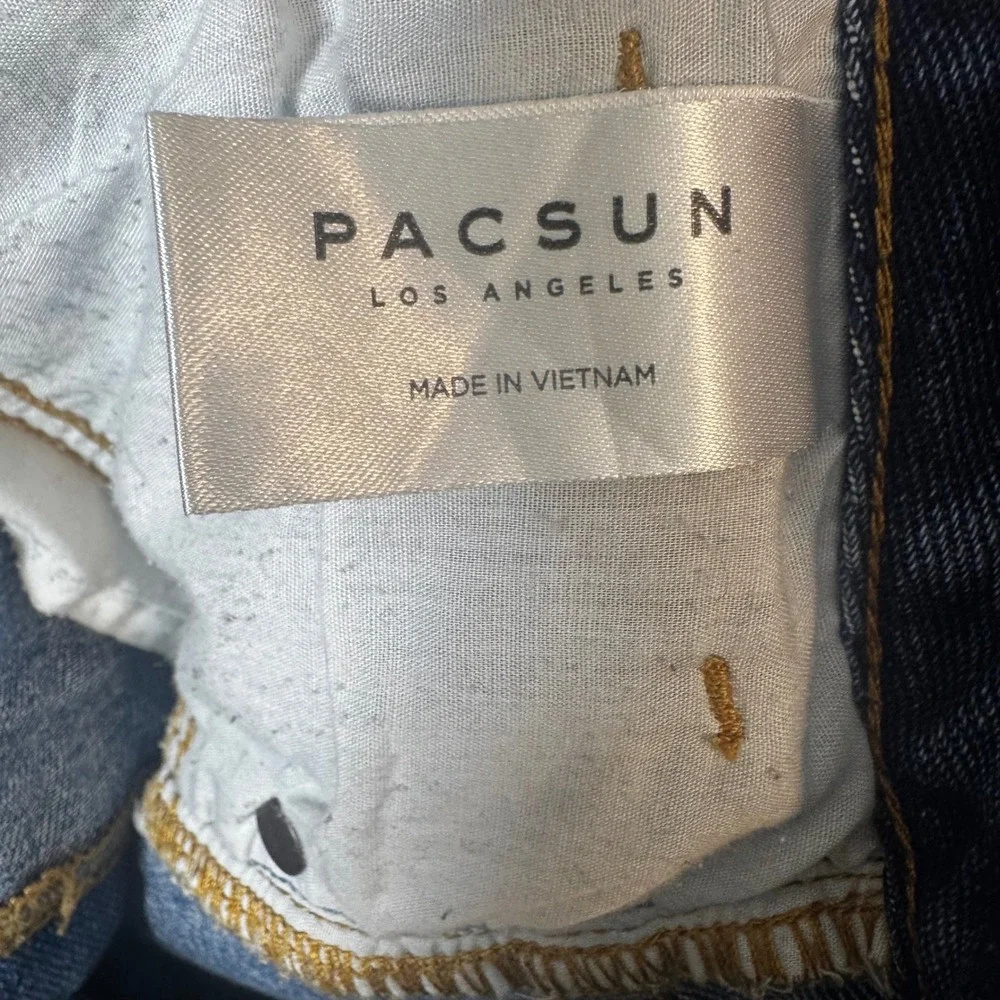 PacSun Mom Shorts Womens 26 Light Wash High Waisted Cuffed Denim Jean Shorts